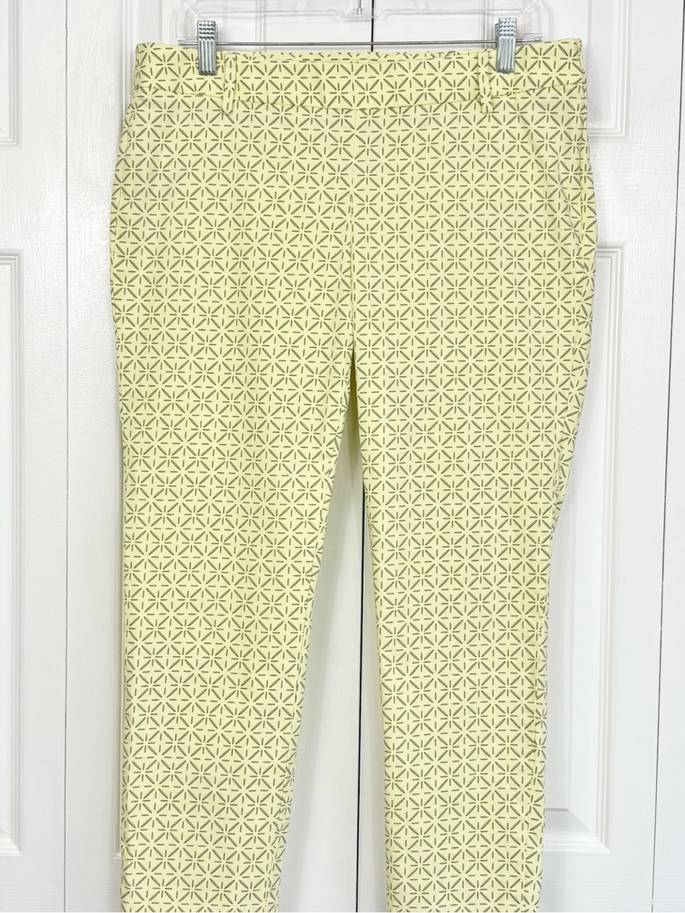 Oxford Golf Light Yellow & Green Print Cotton Side Zip Slim Crop Pants 8